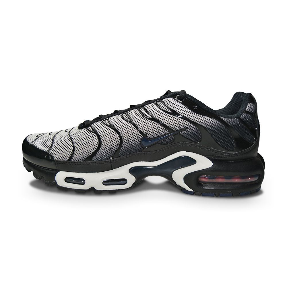 Mens Nike Air Max Plus SE - DV7665 001 - Black Obsidian Summit White